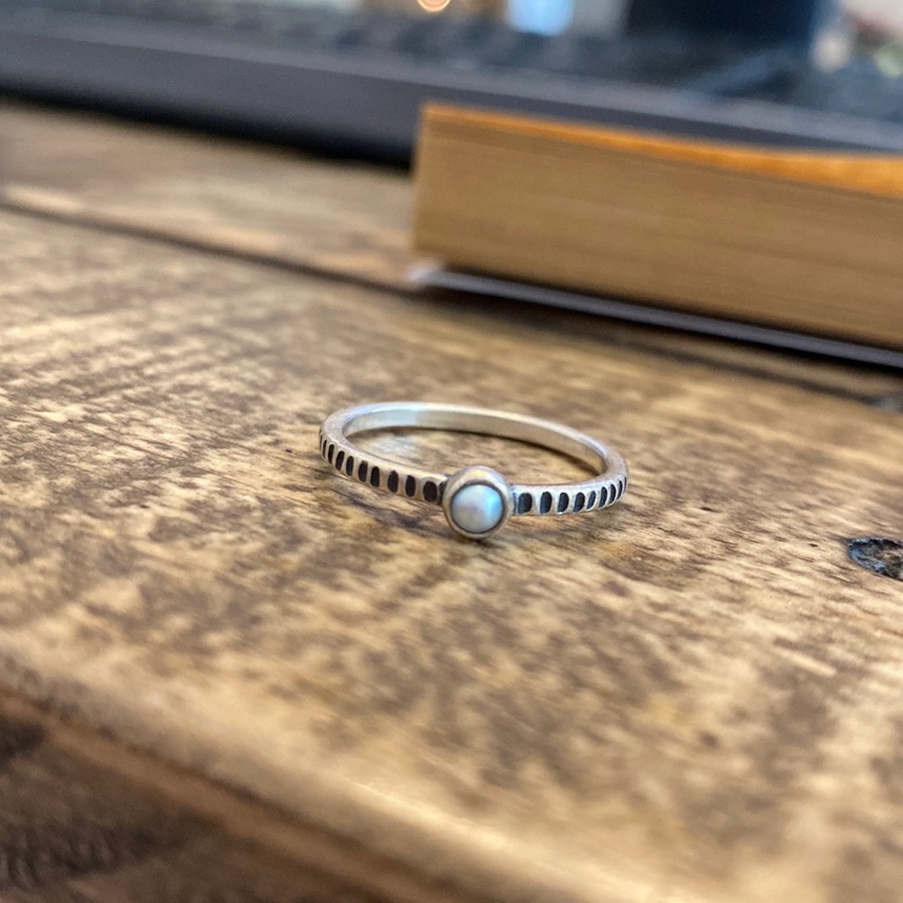 James Avery Tiny Cultured Pearl Ring Sterling Silver Size 7.5
